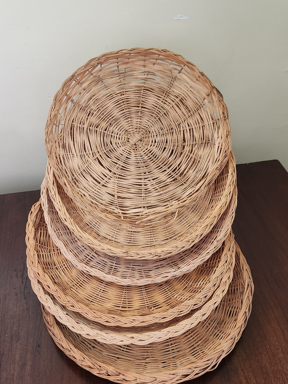 Vintage Set 6 10 Inch Wicker Paper Plate Holders Chargers Basket Trays Picnic